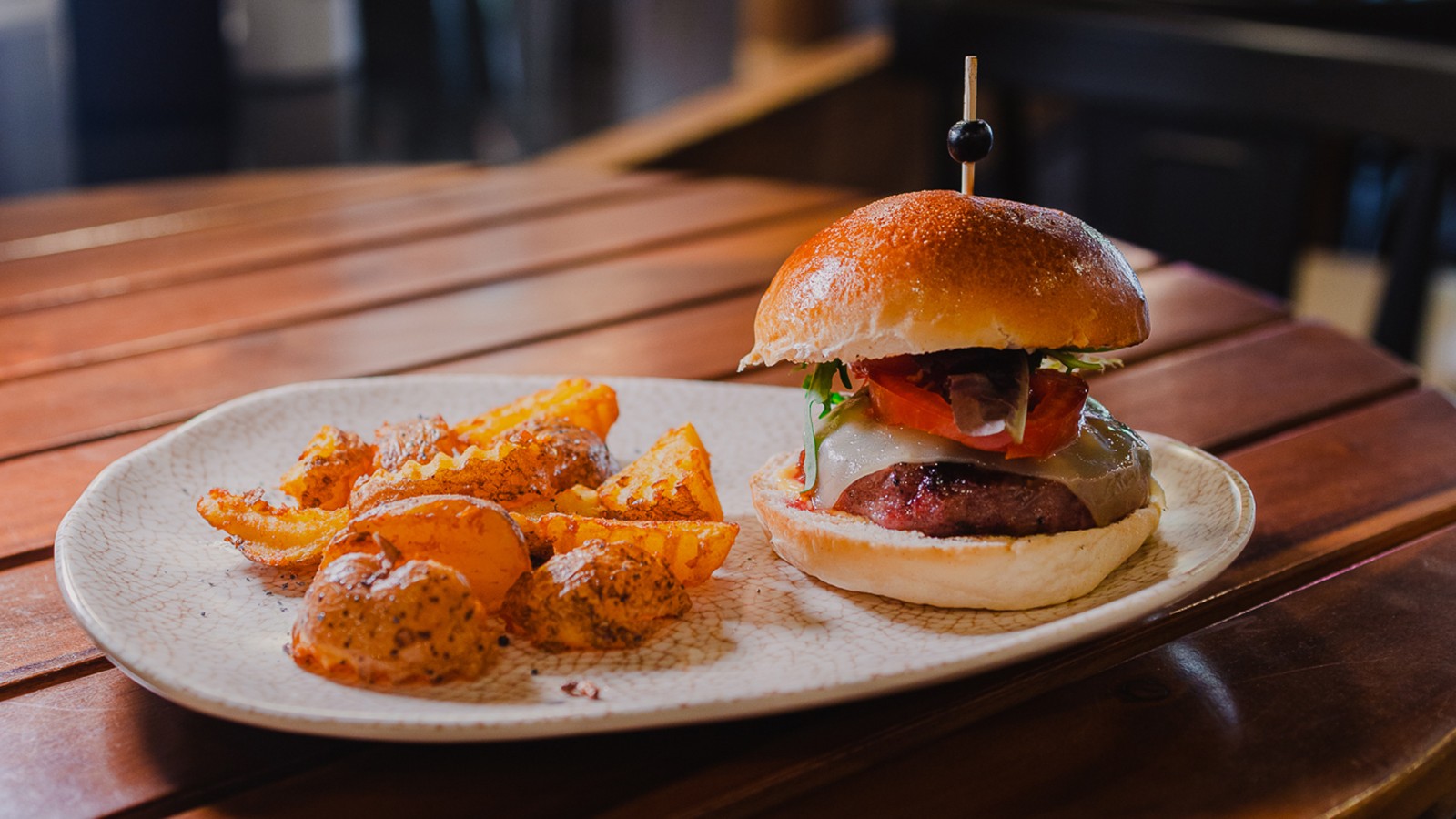 4s-julio-25-56-burquer-la-tapilla